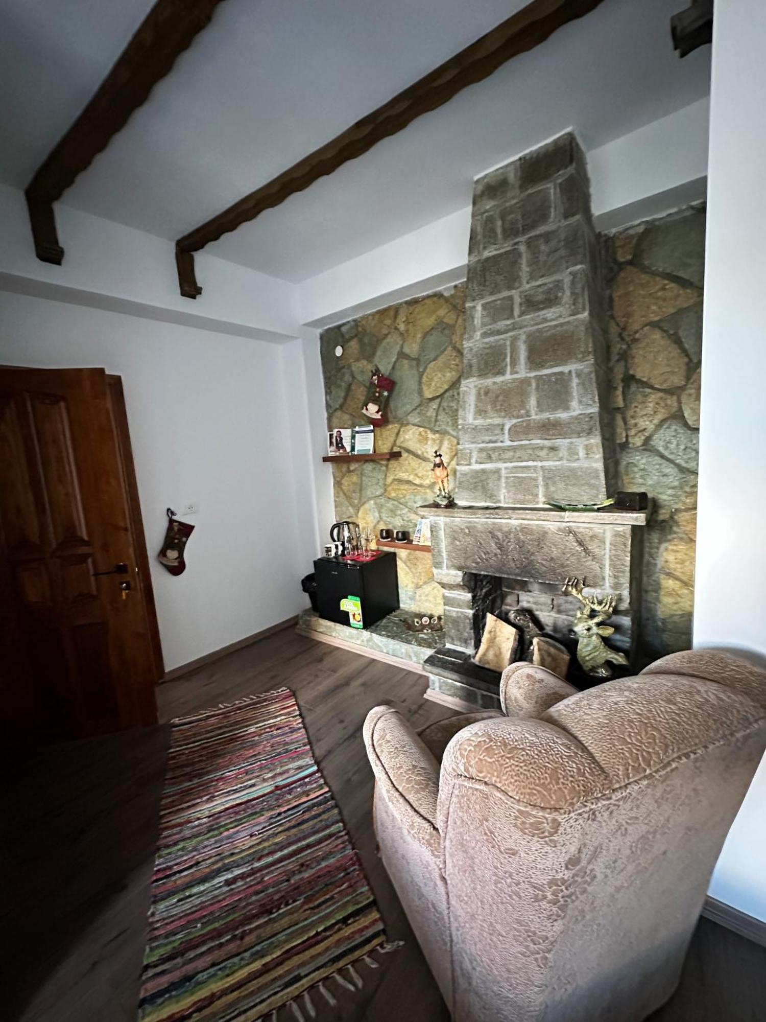 Guesthouse "Shtepia Ime" Përmet 外观 照片